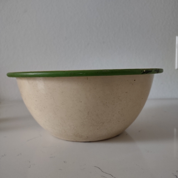 Vintage Enamel Ware Mixing Bowl Cream Beige Green 11" Farmhouse Kitchen Baking - Picture 2 of 6